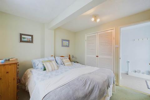 139 Broadmead, Callington, PL17 7DE
