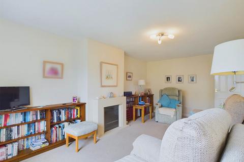 139 Broadmead, Callington, PL17 7DE