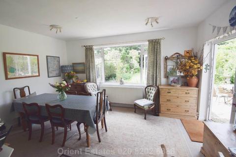 undefined, Park View Gardens, London