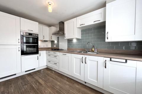 9 Foresters Drive, Liphook, GU30 7WR