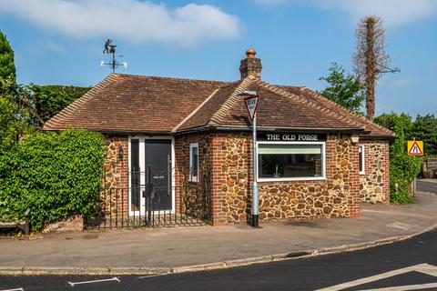 2 bedroom bungalow for sale, Elstead, Godalming GU8