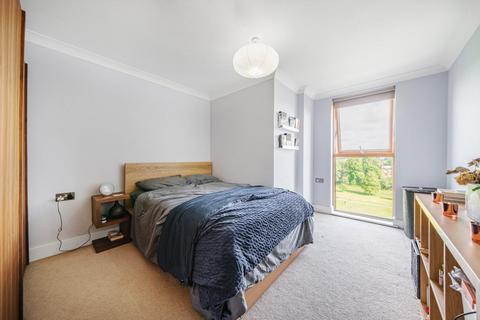 Flat 24, 11 Robsart Street, London, SW9 0AE