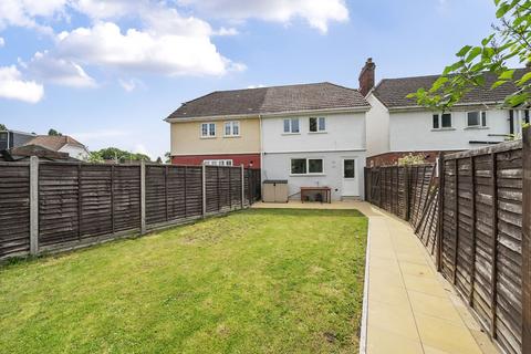 4 Benbow Waye, Uxbridge, UB8 2EY