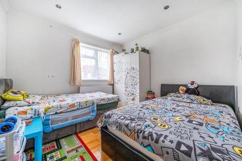 2 bedroom maisonette for sale, Laleham Avenue,  Mill Hill,  NW7