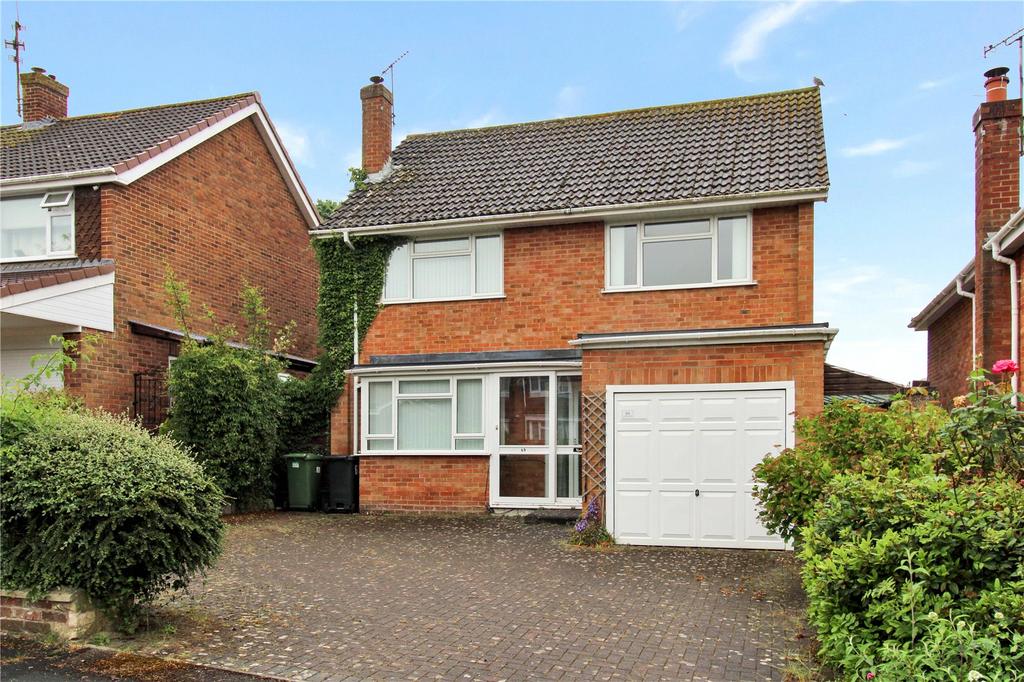 Sandringham Road, Lawns, Swindon... 3 bed detached house for sale £