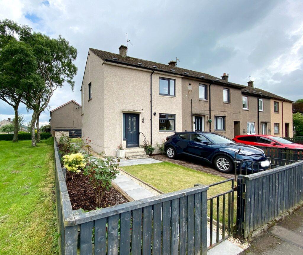 Crambeth Place, Kelty KY4 2 bed end of terrace house for sale £115,000
