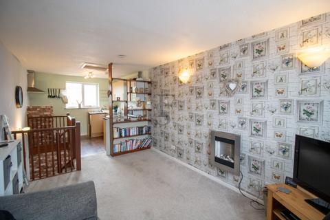 1 bedroom end of terrace house for sale, Vale End, Thurnby