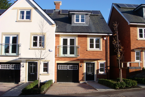 3 bedroom townhouse for sale, SOUTH LEATHERHEAD