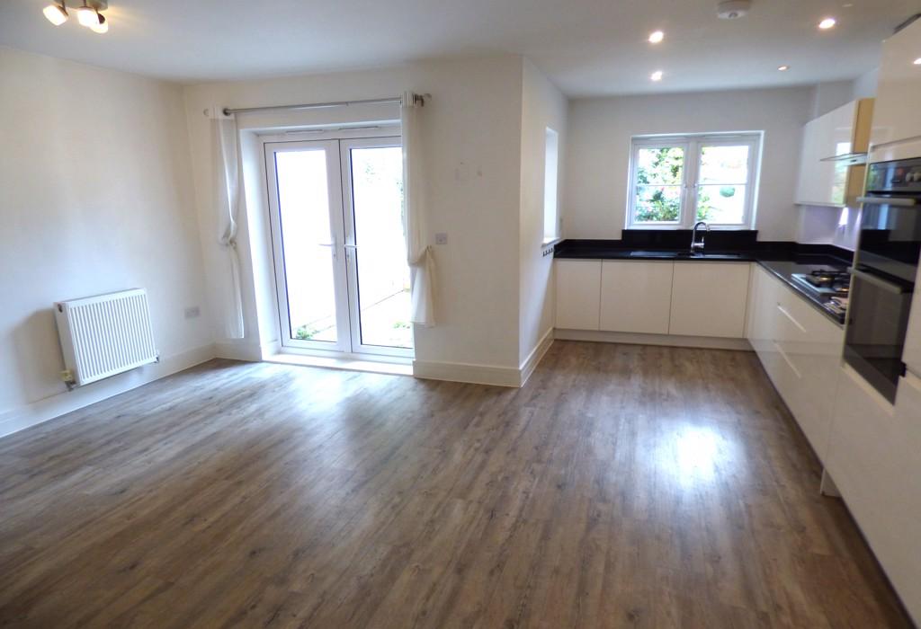 Fitted Kitchen/Dining Room