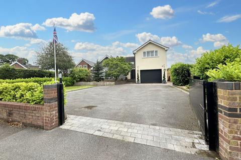 5 bedroom detached house for sale, Moss Lane, Madeley, CW3