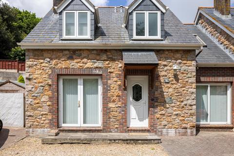 3 bedroom semi-detached house to rent, Les Grands Vaux, St. Helier, Jersey