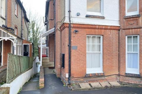 1 bedroom flat to rent, Buckland Road Maidstone ME16