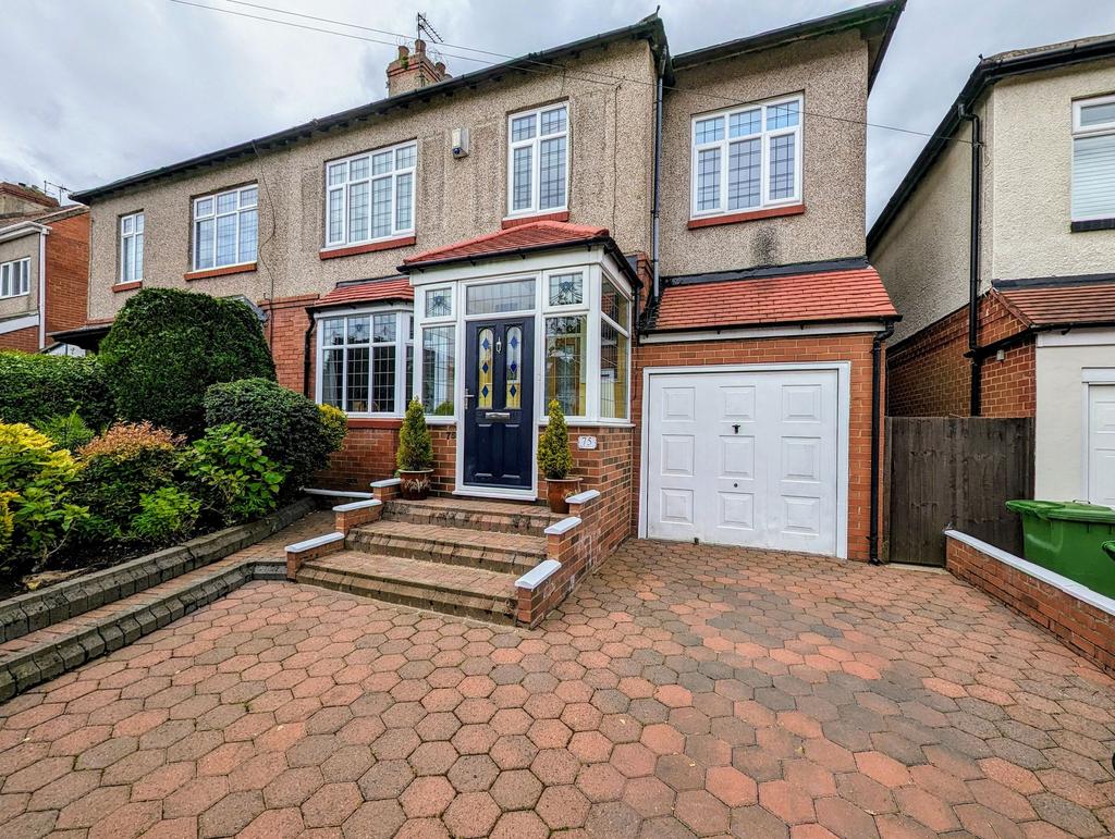 West Avenue, South Shields, NE34 4 bed semidetached house for sale £