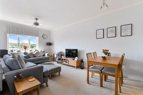 2 bedroom flat for sale, Goodworth Road, Redhill RH1