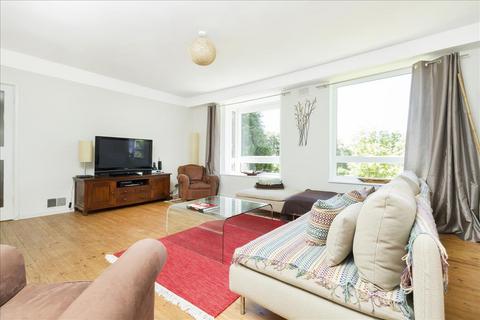 2 bedroom apartment to rent, Great Brownings, Dulwich, London, SE21