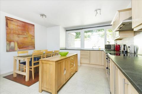2 bedroom apartment to rent, Great Brownings, Dulwich, London, SE21