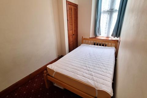 1 bedroom flat to rent, Wallfield Crescent, Rosemount, Aberdeen, AB25