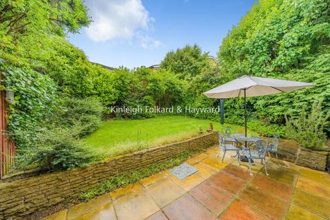 7 Chiltern Gardens, Bromley, BR2 0PT