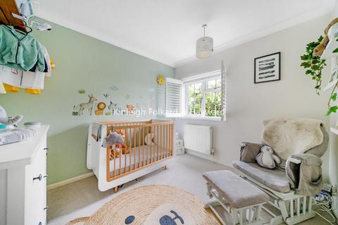 7 Chiltern Gardens, Bromley, BR2 0PT