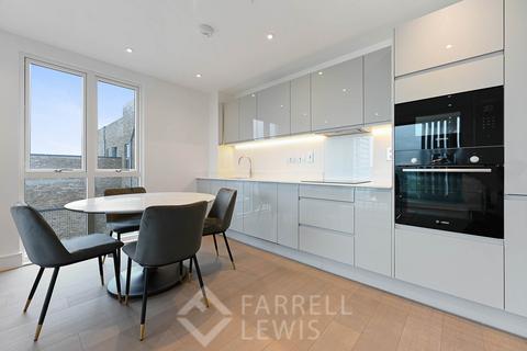 2 bedroom apartment to rent, Yelverton Road, London SW11