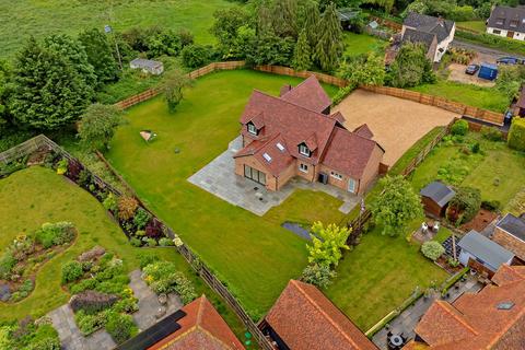4 bedroom detached house for sale, Primrose Hill, Sandy SG19