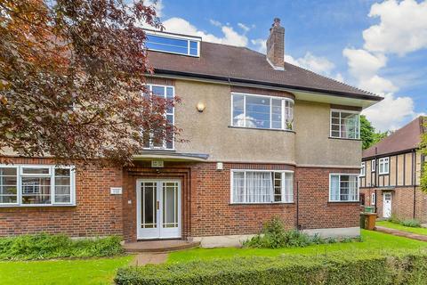 3 bedroom apartment for sale, Grove Avenue, Sutton, Surrey