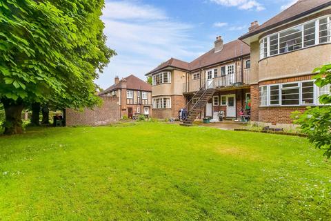 3 bedroom apartment for sale, Grove Avenue, Sutton, Surrey