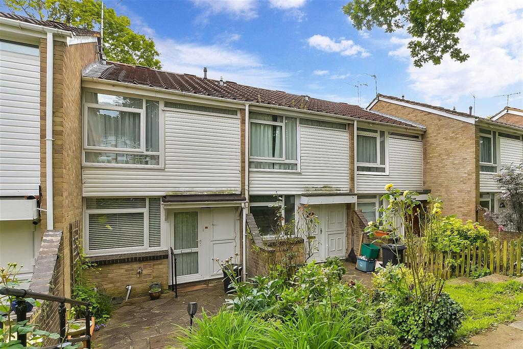 Court Wood Lane, Forestdale, Croydon... 2 bed terraced house for sale