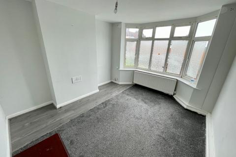 3 bedroom terraced house for sale, Milton Road, Luton, Bedfordshire, LU1 5JA