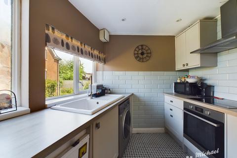 2 bedroom end of terrace house for sale, St. Marys Row, Aylesbury, Buckinghamshire