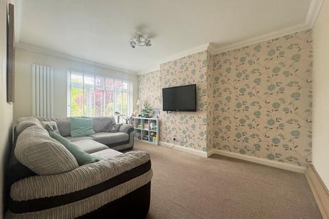 3 bedroom detached bungalow to rent, Wimborne Place Ramsgate CT12