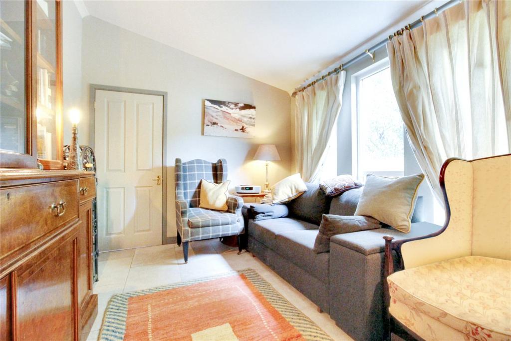 Bed 3/Family Room