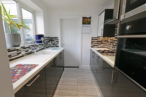 18 Lower West Avenue, Barnoldswick, BB18 6DW