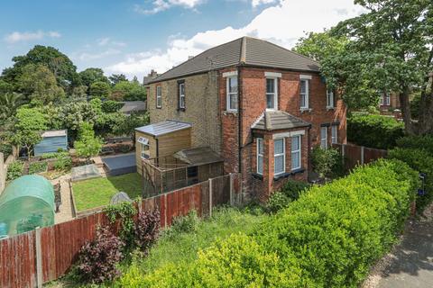 31 Approach Road, Margate, CT9 2AN
