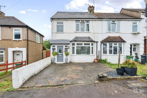 4 bedroom end of terrace house for sale, Prince Albert Square, Salfords, RH1