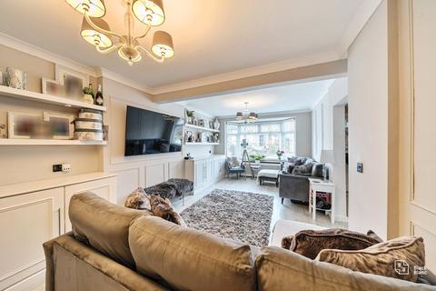 92 Prince Albert Square, Redhill, RH1 5AP