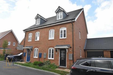 4 bedroom semi-detached house for sale, Harrietsham, Maidstone ME17