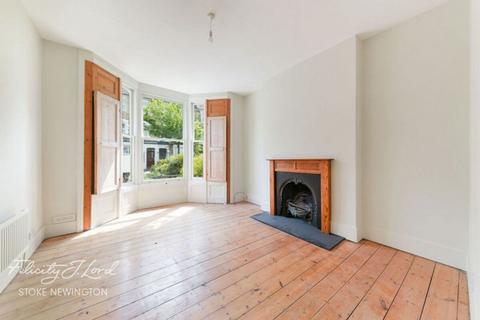 3 bedroom flat for sale, Brooke Road, Stoke Newington, N16