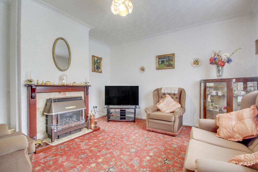 Cromwell Close, Rowley Regis, West... 3 bed semidetached house for