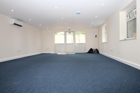 5 bedroom house to rent, Offices, Renters Avenue, Hendon NW4