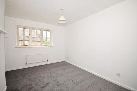 2 bedroom end of terrace house to rent, Churchwood Drive Tangmere PO20