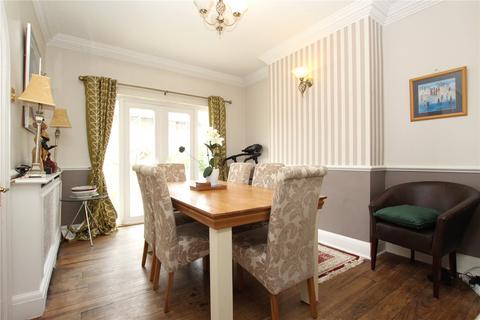 47 Alliance Road, London, SE18 2AW