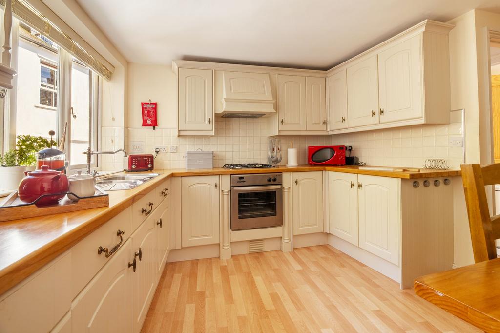 Kitchen -  3 Bell Court, Dartmouth