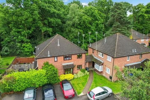 2 bedroom semi-detached house for sale, Langtons Meadow, Farnham Common SL2