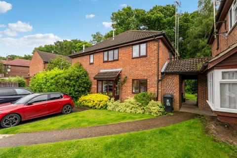 115 Langtons Meadow, Farnham Common, Slough, SL2 3NS