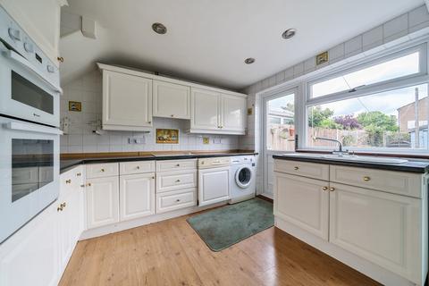 3 bedroom end of terrace house for sale, Berwick Road, Welling
