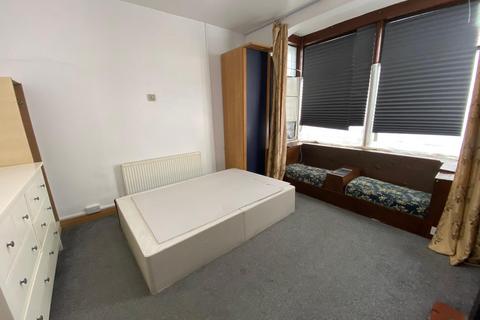 1 bedroom in a house share to rent, Hide Road, Harrow HA1
