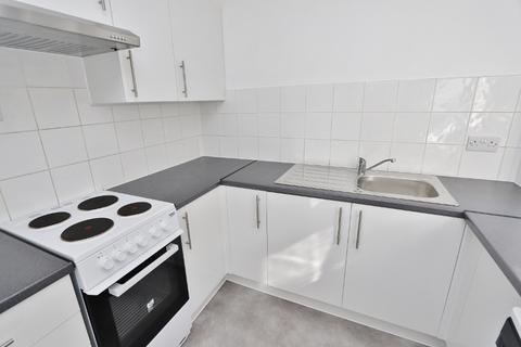 2 bedroom apartment for sale, Capstan Close, Chadwell Heath, RM6