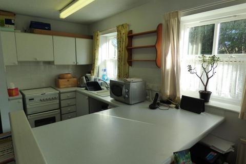 1 bedroom flat to rent, Meadowbrook Close, Madeley TF7