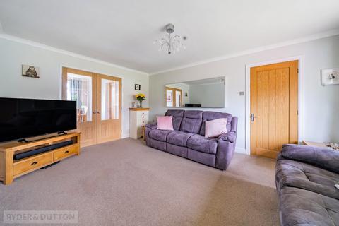 4 bedroom detached house for sale, Linacre Way, Glossop, Derbyshire, SK13